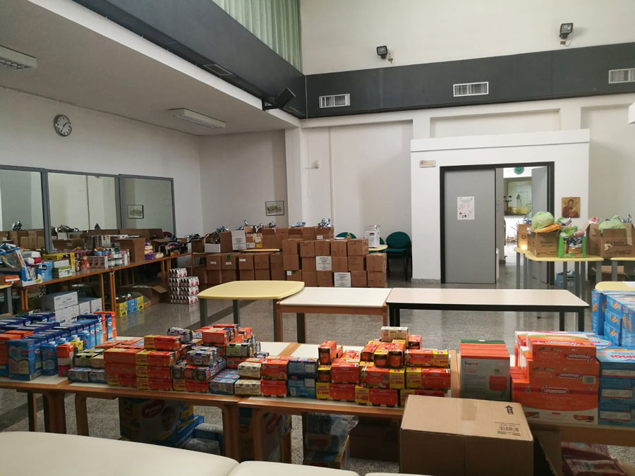 Nuoro. Alimenti e buoni pasto alle famiglie bisognose: la straordinaria macchina della solidarietà