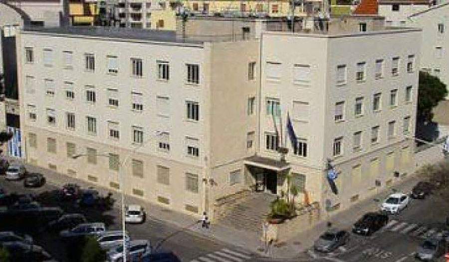 Coronavirus: tre agenti positivi nella Questura di Cagliari