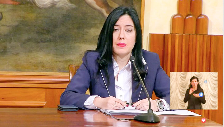 Decreto scuola. Azzolina: “chiedo scusa ai precari non possiamo aggiornare le graduatorie”