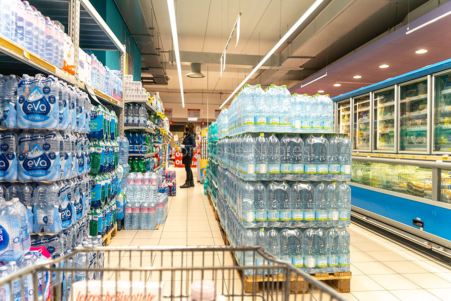 Nella notte l’ok della Regione alla spesa fuori porta e il pernottamento nelle seconde case per “manutenzione”