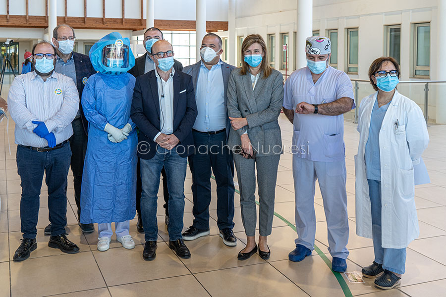 L’assessore alla Sanità Nieddu in visita al San Francesco di Nuoro nella Giornata dell’Infermiere