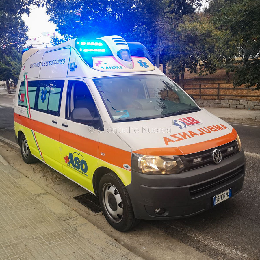 Oliena.  Aggressione in pieno centro nei confronti del titolare del Conad: era già stato vittima di una tentata rapina