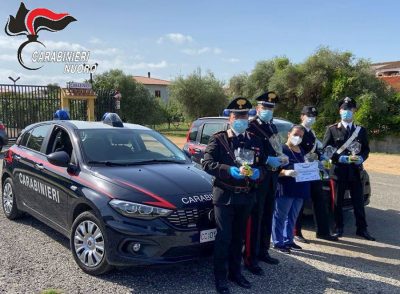 Scambio di doni tra bimbi e Carabinieri di Budoni