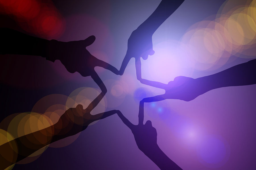 Il bel gesto di una famiglia di Triei: donano oltre 5mila euro in attrezzatura sanitaria