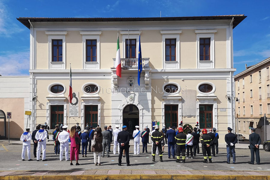 Nuoro. 2 giugno (festa della Repubblica) con la partecipazione della cantante Maria Luisa Congiu