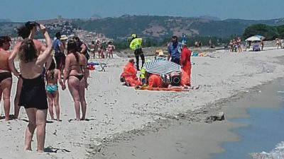 L'intervento del 118 a Posada (foto Cronache Nuoresi)
