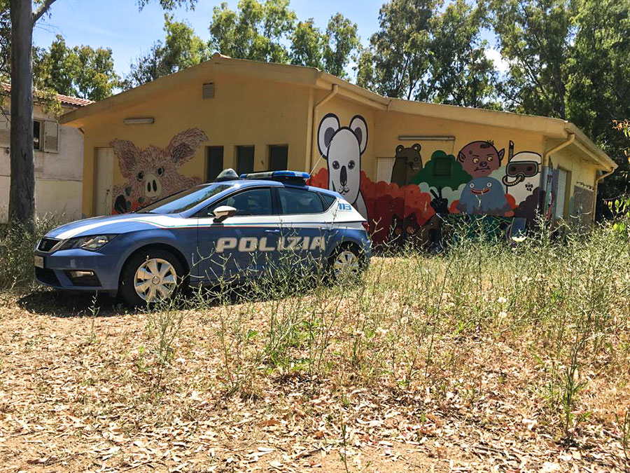 Furto di arredi e macchinari del Comitato: due persone denunciate