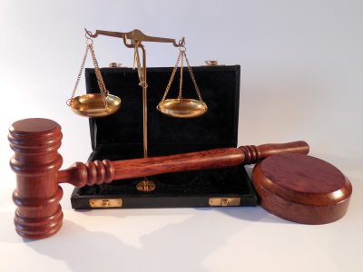 Avvocato, giustizia, L'avvocato risponde