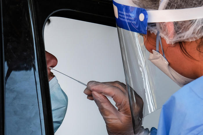 Il M5s attacca Solinas: “Da Covid-free a Covid-flop – tutti gli errori di Solinas”