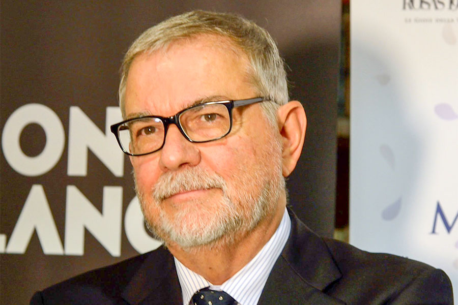 Comunali 2020. Ciriaco Offeddu presenta i suoi 60 uomini e donne “senza padroni e padrini”