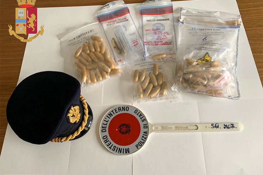 Un malore durante un controllo anti -Covid: “150mila euro di Cocaina nella pancia”