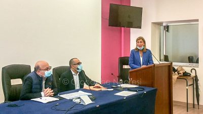 La dott.ssa Cattina durante la visita dell'assessore Nieddu al San Francesco (foto S. Meloni)