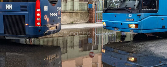 Nuoro, autobus alla stazione ARST (foto S.Novellu)