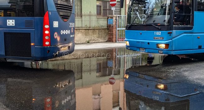 Nuoro, autobus alla stazione ARST (foto S.Novellu)
