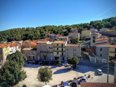Ollolai, piazza Manconi