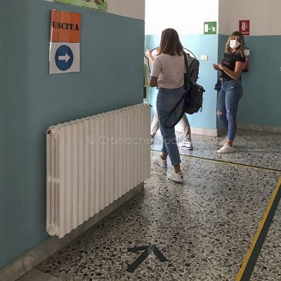 Rientro in classe ai tempi del Covid (foto F. Novellu)
