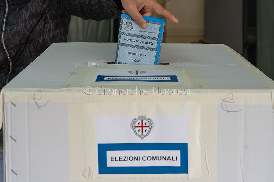 Comunali 2020.  Renato Pischedda e altri componenti di Futuro e Trasparenza prende le distanze dal pensiero di Chiara Flore