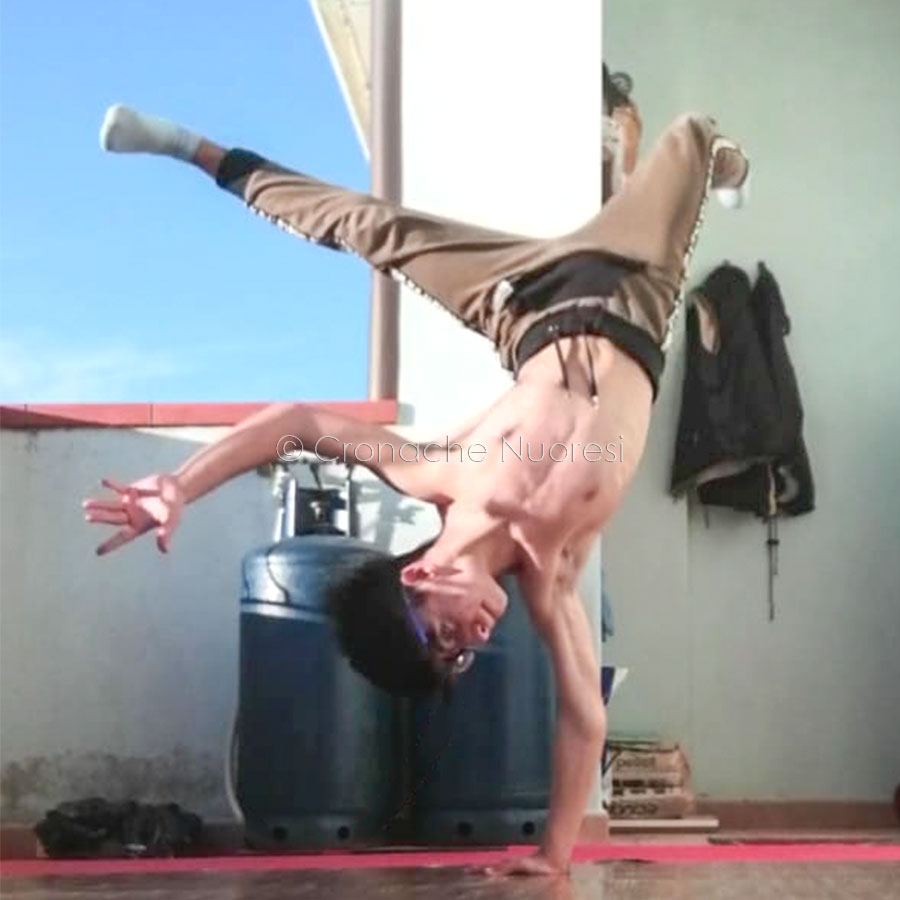 Il breakdancer nuorese Giuseppe Becconi (bboy joseph) approda al talent show “The Coach” – VIDEO