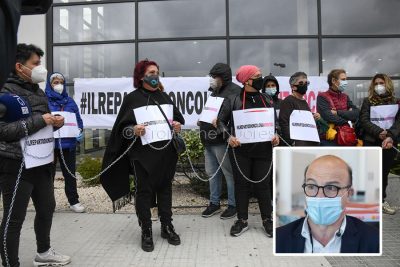 La protesta degli oncologici e l'assessore Nieddu