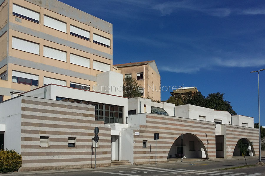 Nuoro. Chiudono gli uffici dei Servizi sociali: un positivo al Covid