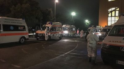 Ambulanze in coda al Pronto soccorso di Nuoro