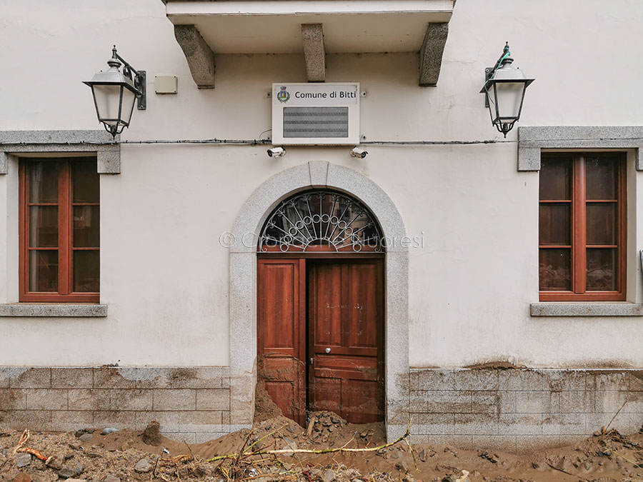 Bitti. Il Comune attiva  i numeri telefonici per le indicazioni sugli aiuti da inviare alla comunità