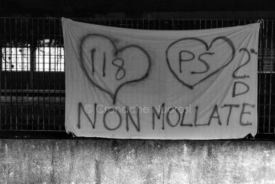 La solidarietà agli operatori 118 dall'ITC Satta (foto S.Novellu)