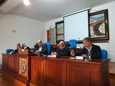 Conferenza stampa sulla Bosa Alghero (f. P.G.Vacca)