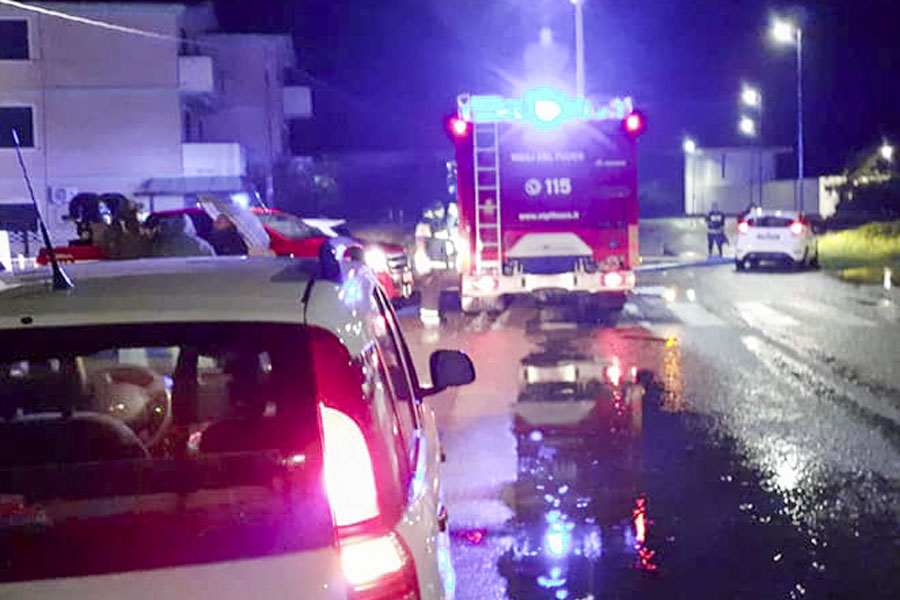 Bosa. Il Temo resiste all’ondata di piena ma il maltempo provoca allagamenti e frane