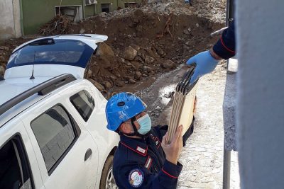 Bitti, La Soprintendenza Archivistica della Sardegna mette al sicuro i registri danneggiati dal fango