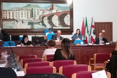 Il Consiglio comunale di Bosa (f. P.G.)
