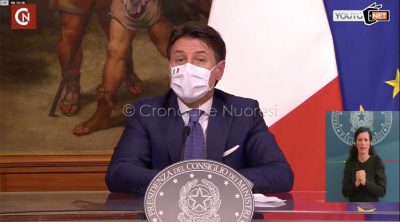 Conte in diretta per il nuovo DPCM