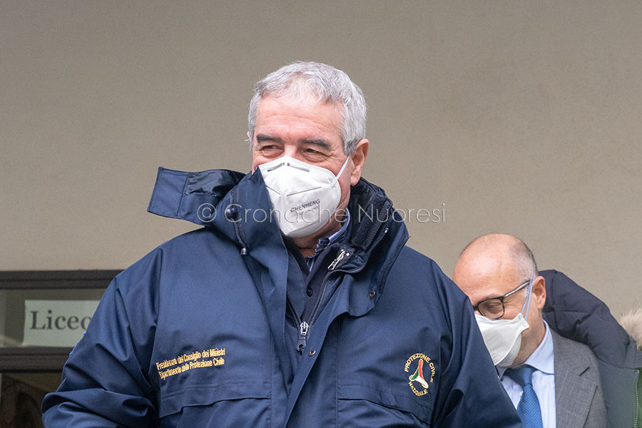 Angelo Borrelli in isolamento, positivo un suo collaboratore: salta il secondo sopralluogo a Bitti