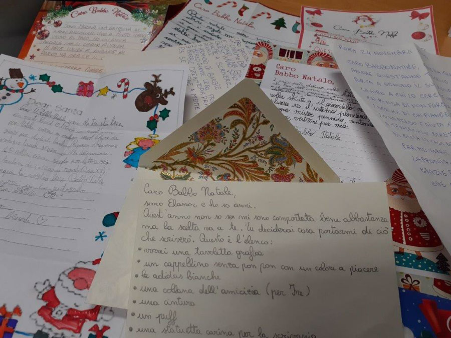 180mila bambini scrivono a Babbo Natale. Il regalo più richiesto? “Eliminare il Covid 19”