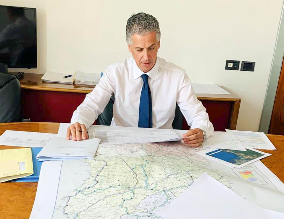 Il Presidente Solinas: “Dolore profondo per la prematura scomparsa di Roberto Frongia”