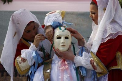 Sartiglia: vestizione su Componidori