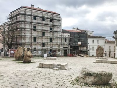 Lavori in piazza Satta