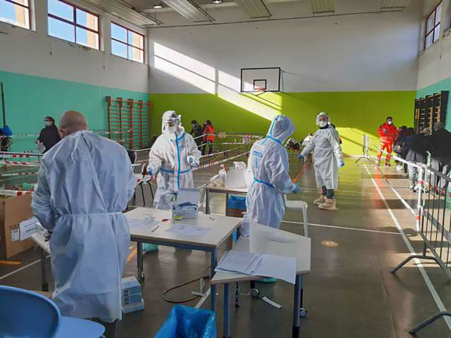 Covid. Concluso lo screening in Ogliastra: 157 positivi su 25.200 tamponi