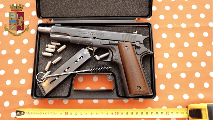 Nuoro. Si ferisce con una pistola auto-fabbricata: 56enne arrestato per detenzione di armi – VIDEO