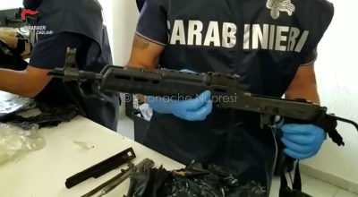Una parte delle armi sequestrate