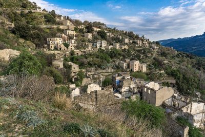 Uno scorcio di Gairo vecchia (foto S.Novellu)