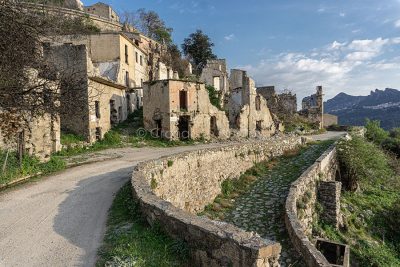 Uno scorcio di Gairo vecchia (foto S.Novellu)Uno scorcio di Gairo vecchia (foto S.Novellu)