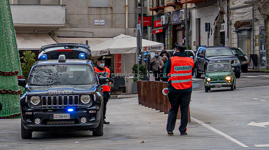 Covid. Beccati in giro senza giustificato motivo oltre le 22,00: 8 nuoresi sanzionati