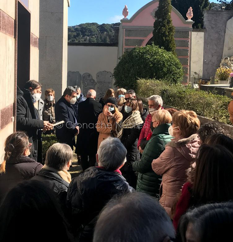 Nuoro ieri ha dato l’ultimo saluto a Salvatore Guiso