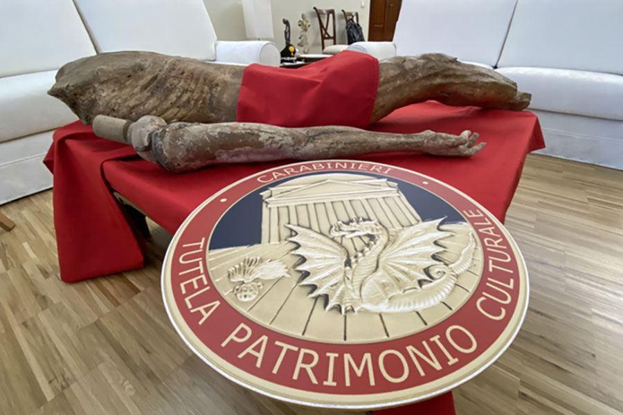 Recuperato in Toscana un Cristo ligneo rubato 30 anni fa in una chiesa di Galtellì