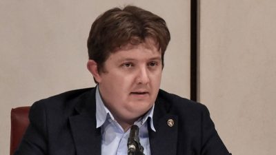 Il presidente della Regione Valle Aosta Erik Lavevaz