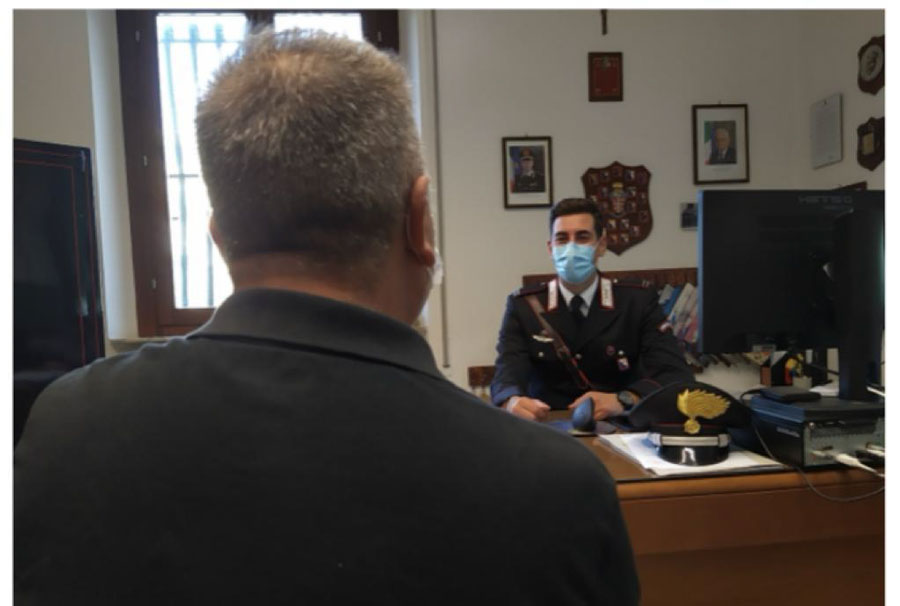 Accesso ai vaccini più semplice per gli ultra 70enni: saranno aiutati dai Carabinieri nella registrarsi sul sito online