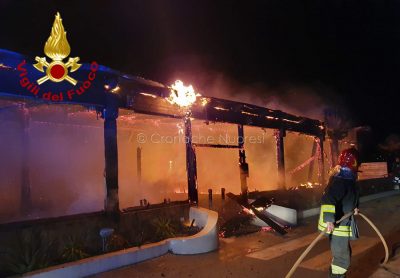 Il locale di Pittulongu in fiamme