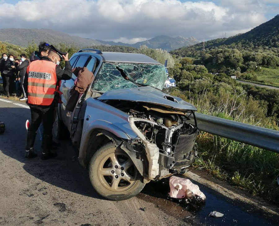 Tragedia della strada sulla Provinciale tra Ottana e Sarule: un morto e un ferito