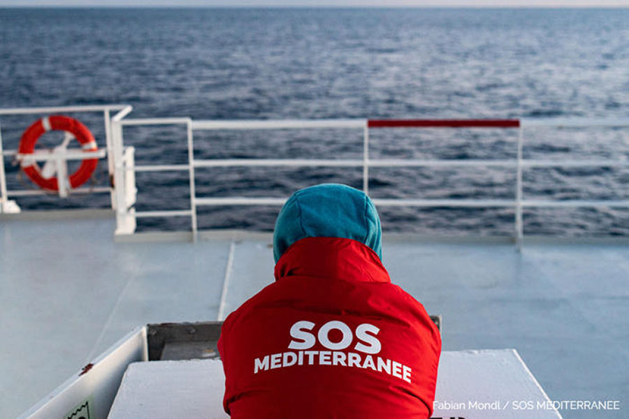 Naufragio di migranti a largo della Libia: si temono decine vittime